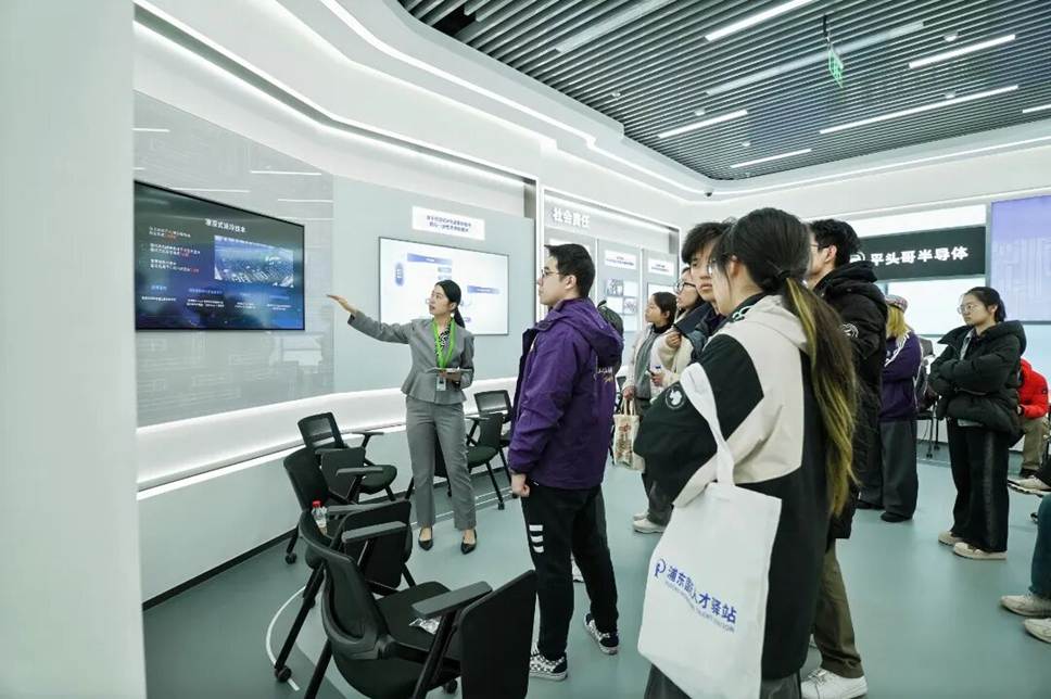 b971859ee9c14b2d89de5ef25b2a26fa